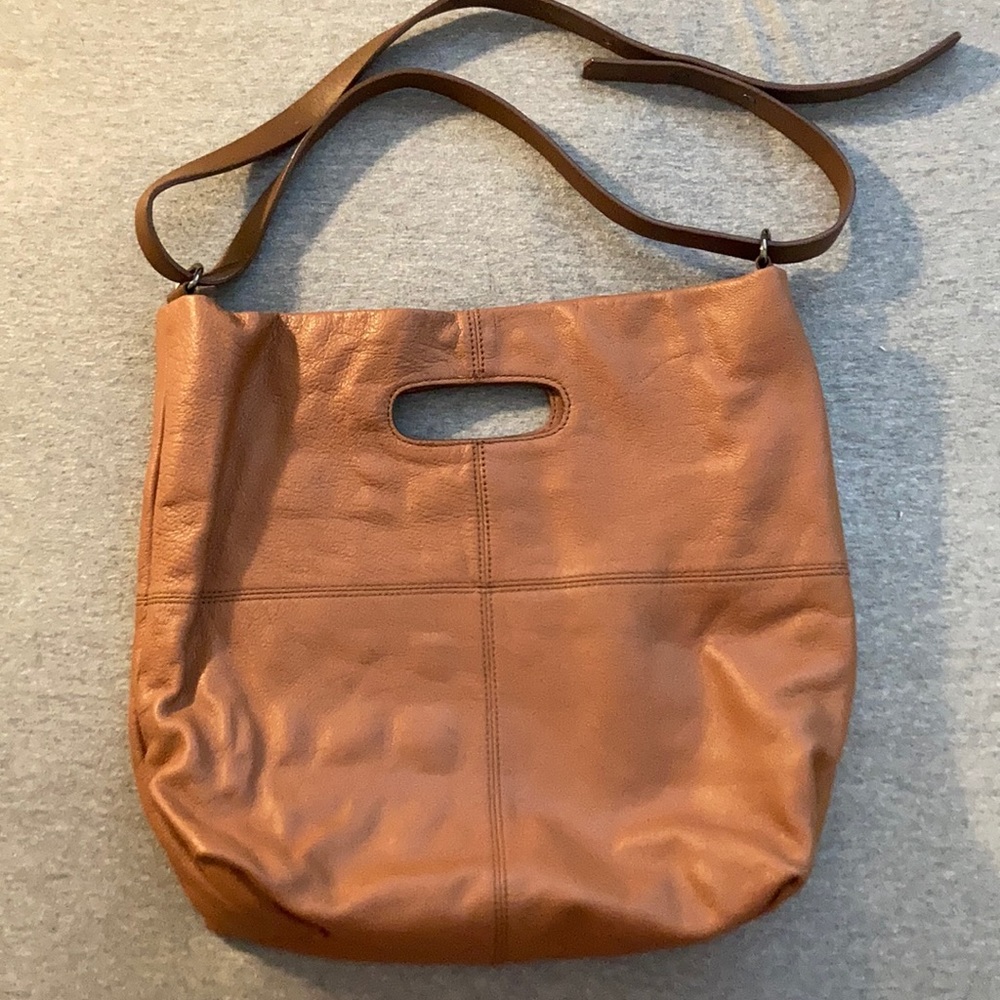 Very cute Barr and Barr genuine leather tote like new!!!